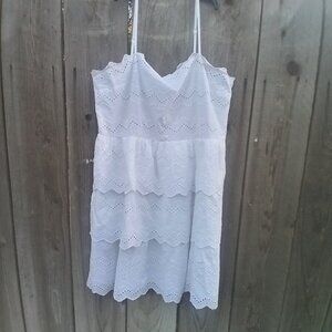 Express Dress Juniors Size L /G White Eyelet Ruffle Tier Strap Lined Cotton Zip